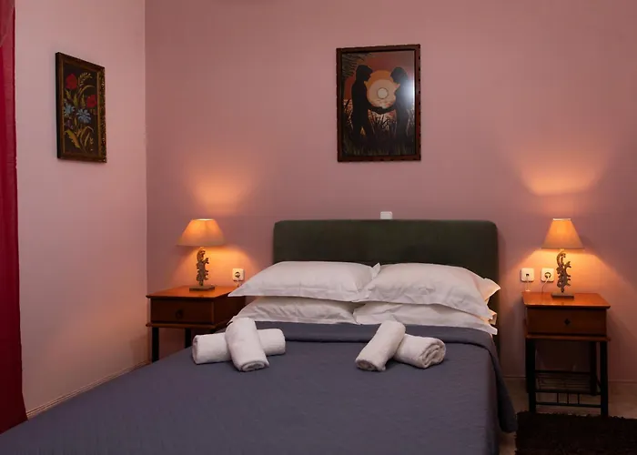 Antonis Case de vacanță *